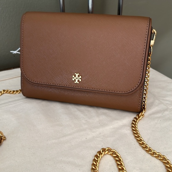 Tory Burch Handbags - Tory Burch chain crossbody